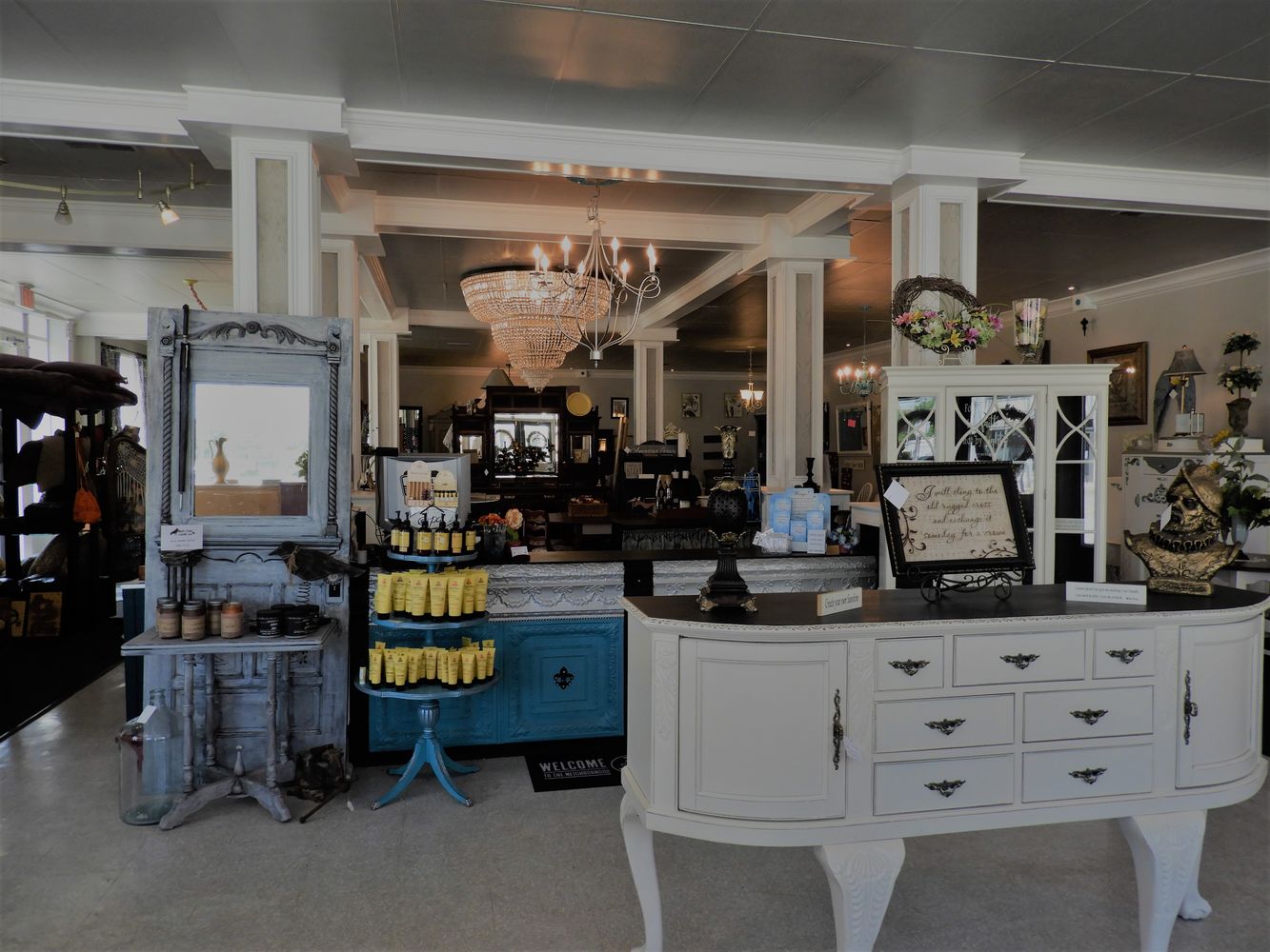 201 N State St, Litchfield, IL 62056